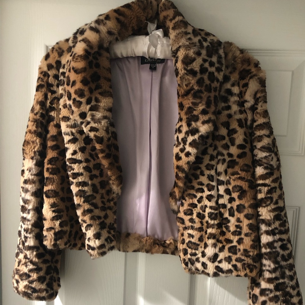 Bebe Soft Leopard Cropped Jacket